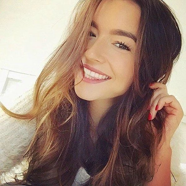 девушка-сангвиник. если говорить кратко о характере сангвиника, то это позитивный человек с несходящей с его лица улыбкой, деятельный и творческий