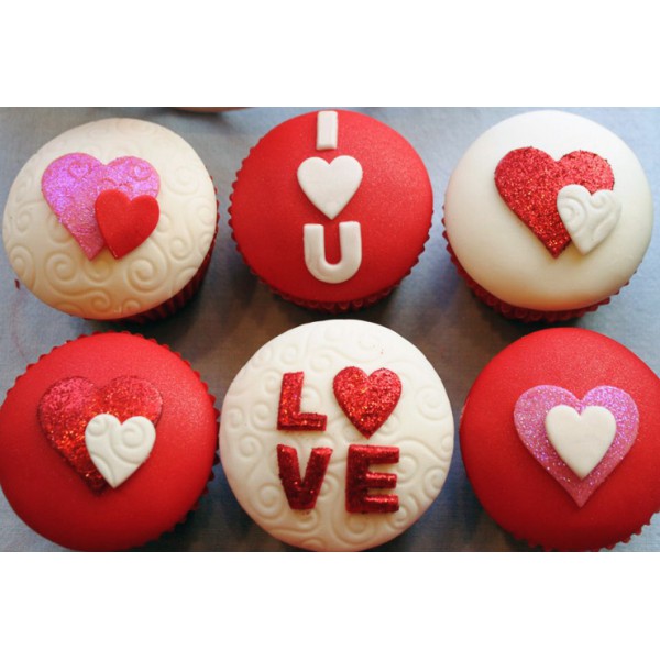 Капкейки «Love» на 4 года жизни в браке