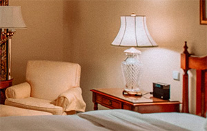 Спальня в стиле ар-деко: особенности, фото в интерьере, интересные идеи