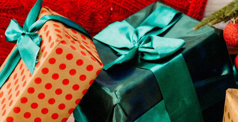 Новогодние пакеты для подарков: выбираем детские новогодние кульки
