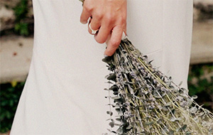 Свадебный букет невесты из хризантем