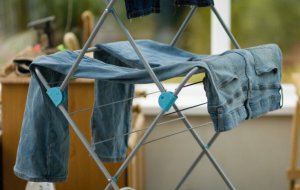 Как стирать джинсы?