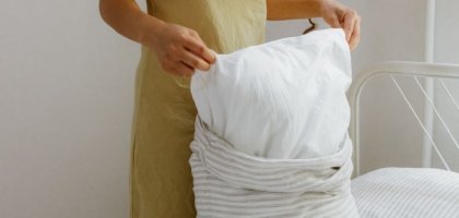 Как стирать подушки?