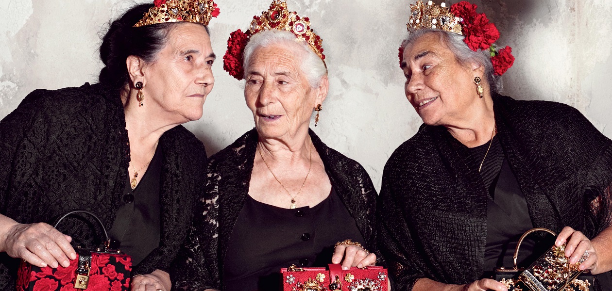 Бабушки в тренде: новым лицам рекламных кампаний далеко за 50