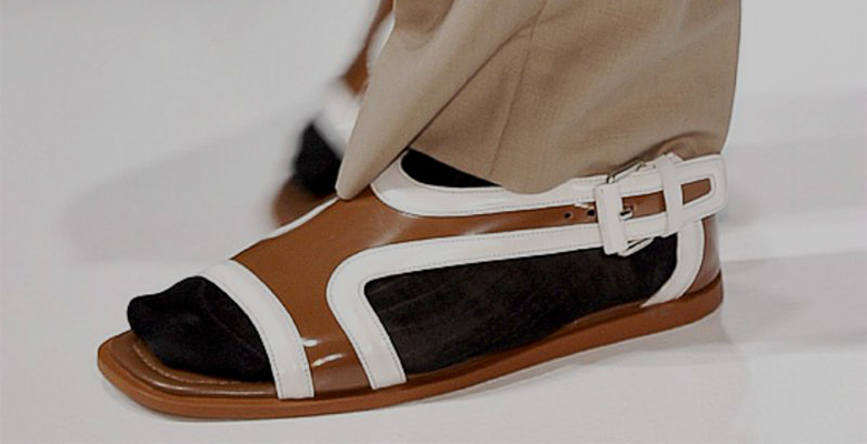 Носки с сандалиями: Dolce&#038;Gabbana разрешили