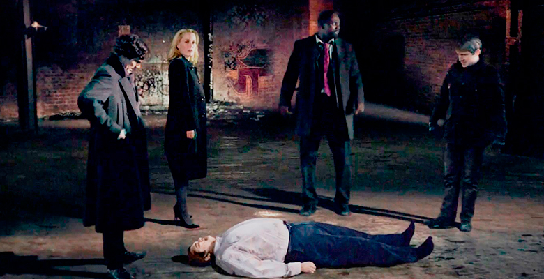 Шерлок, Лютер и Стелла Гибсон расследуют преступление вместе