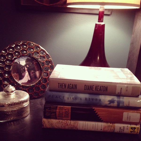 Как заставить себя прочитать книгу. August What Im Into Books. Как заставить себя прочитать книгу фото. Как заставить себя прочитать книгу-August What Im Into Books. картинка Как заставить себя прочитать книгу. картинка August What Im Into Books