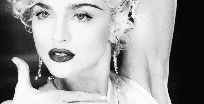 Главному хиту Мадонны Vogue уже 26 лет!