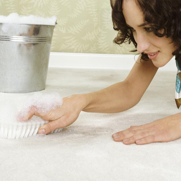 Как почистить ковролин?