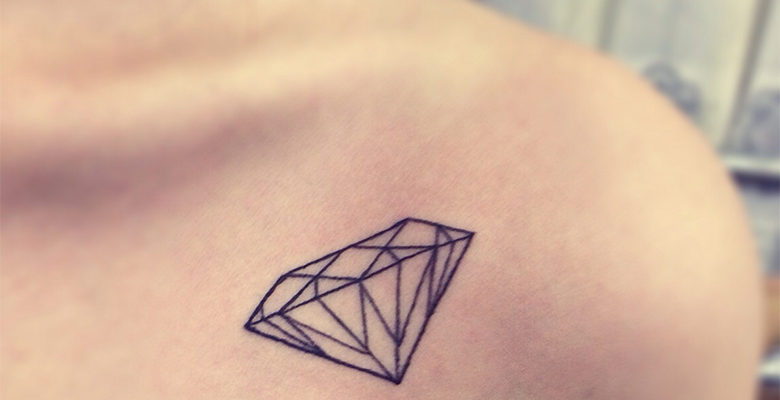 Идея из Instagram: татуировки в виде драгоценных камней