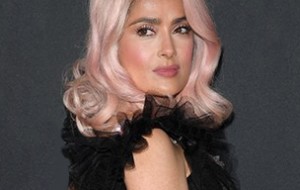 Розовые волосы Сальмы Хайек: ДА или НЕТ