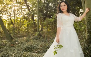 Красивые и практичные свадебные платья для полных невест