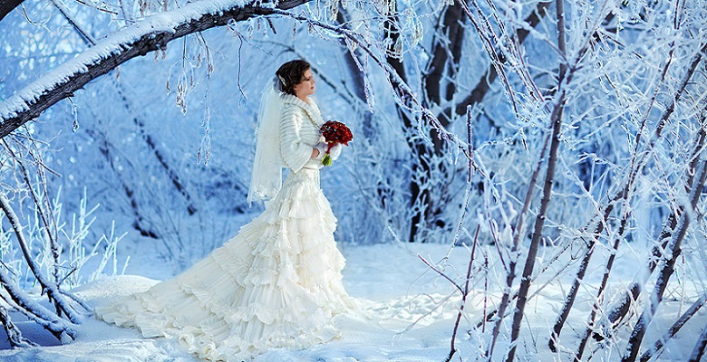 Зимнее свадебное платье