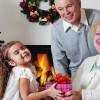 Что подарить бабушке и дедушке на Новый год