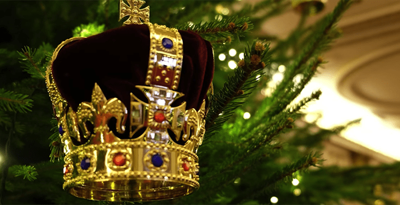 Букингемский дворец украсили к Рождеству