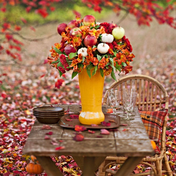  Букет с яблоками – оригинальное поздравление для осенней янтарной свадьбы
