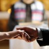 Как происходит таинство венчания в православной церкви в России: правила обряда