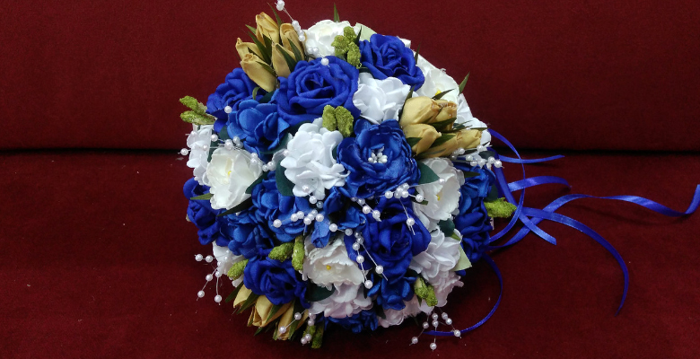 Синий свадебный букет невесты: варианты превосходного сочетания