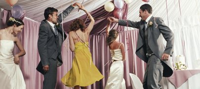 Конкурсы для свадьбы жениху и невесте: идеи прикольных и веселых испытаний