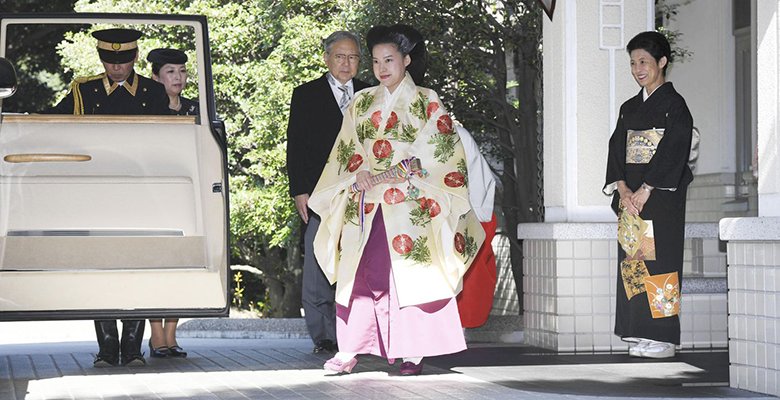 Японская принцесса отказалась от титула и трона ради возлюбленного