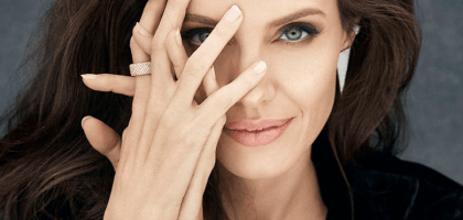Анджелина Джоли передумала уходить из кинематографа