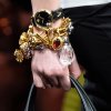 Versace girls: как носить браслеты и наручные часы по-новому