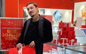 9 знаменитостей, которые покупают украшения САНЛАЙТ!