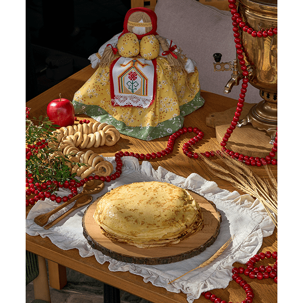 Празднование Масленицы с блинами