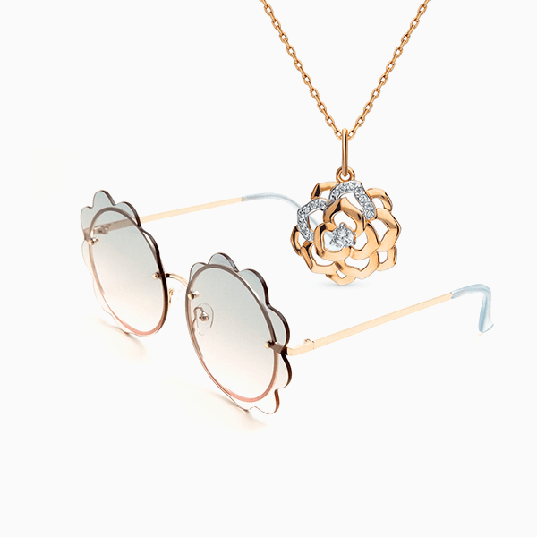 Отвал башки: очки в металлической оправе + золотые украшения