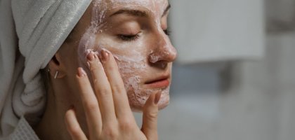 Ежедневный уход за лицом, который нужен каждой девушке