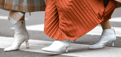 Белые сапоги и ботинки – самая универсальная обувь весны (без шуток!)