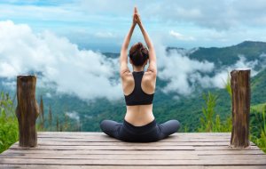 Как связаны между собой карма и йога?