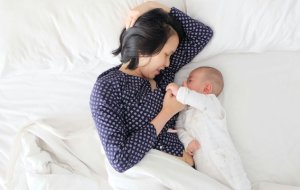 Как отучить ребенка есть по ночам грудь или бутылочку