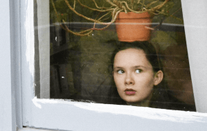 «Я на моей стороне»: как заглушить в себе внутреннего критика?