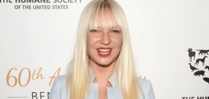 Против фильма певицы Sia собрали петицию с десятками тысяч подписей