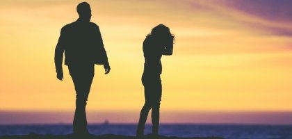 Что такое эмоциональные качели в отношениях и почему мы в них попадаем