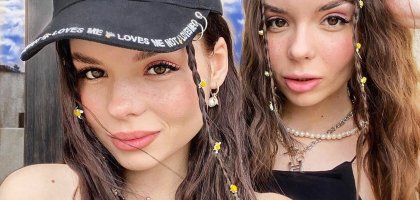 8 трендов макияжа в «ТикТоке»: рассказывают блогеры-близнецы TWINS RUSSIAN