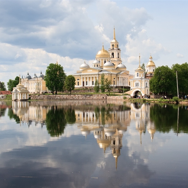 Нило-Столобенский монастырь