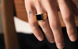 Как выбрать перстень в подарок мужчине