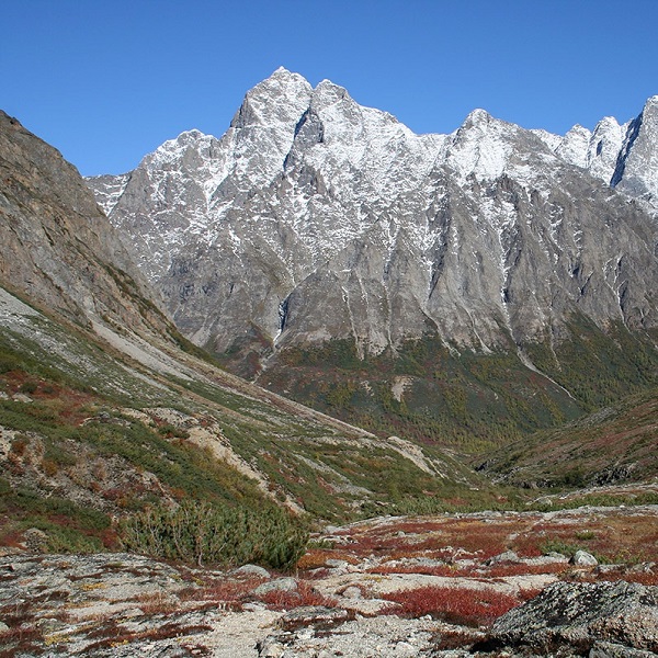 Горный хребет Кодар