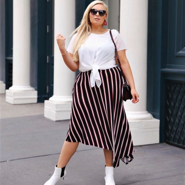 Полоска в образе plus size