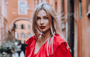 Наталья Рудова ответила на слухи об использовании уколов красоты