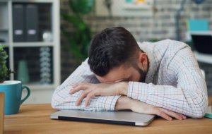 Продукты, вызывающие сонливость или усталость (и чем их заменить)