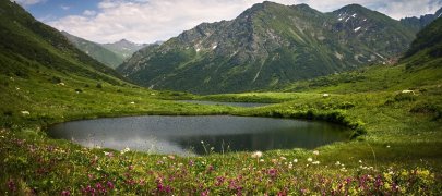 ТОП-7 самых красивых озер Северного Кавказа, которые стоит посетить