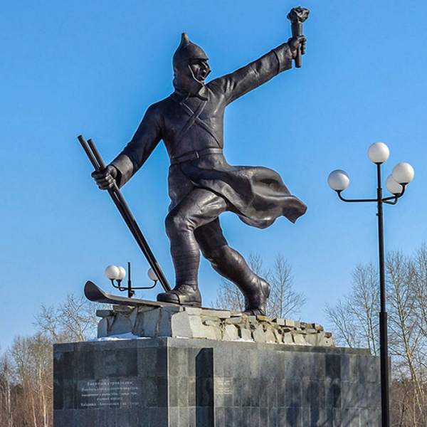 Памятник участникам ледового похода