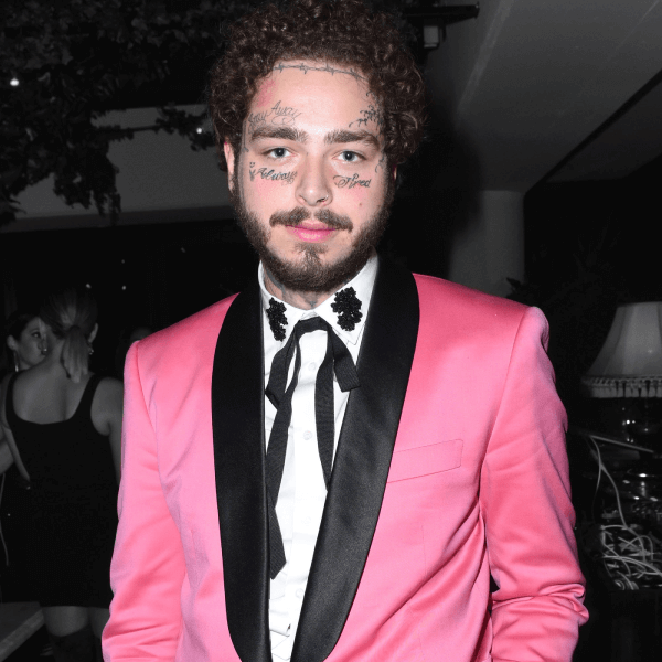 Певец Post Malone объявил о помолвке и рассказал о рождении дочери