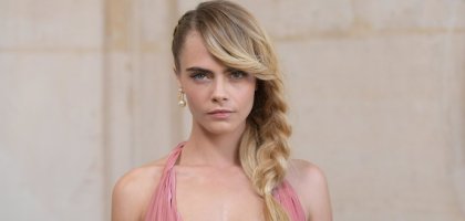 Кара Делевинь вышла в свет впервые после слухов о проблемах со здоровьем