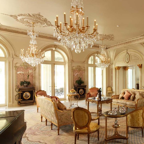 Проект барокко в гостиной