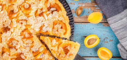 Миндальный пирог с абрикосами: лучшие рецепты (с видео)