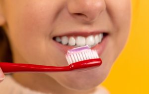 Здоровые зубы: правила ухода и профилактика заболеваний